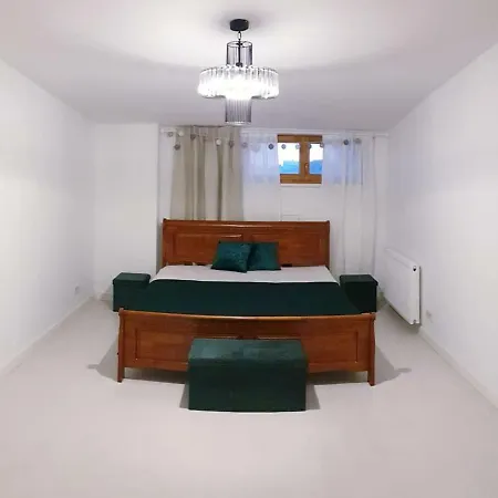 Exclusive Mansard Flat With Great View Ρίγα